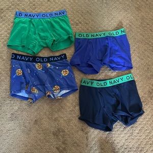Boys size medium boxer briefs